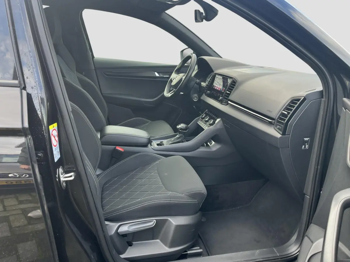 1.5 TSi DSG ACT Sportline Business | TREKHAAK | STOELVERW. | EL. ACHTERKLEP | 19" |