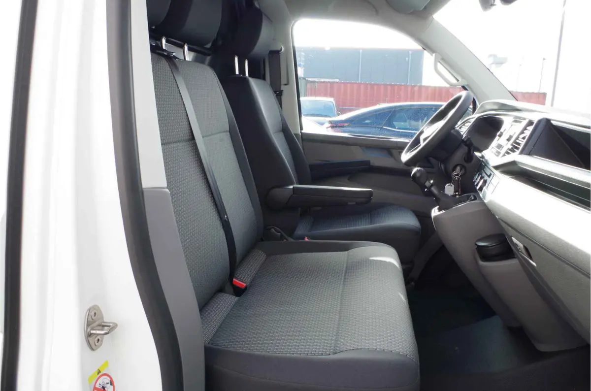2.0 TDI L1H1 28 > 150pk/cruise control/3zit/bluetooth/7803