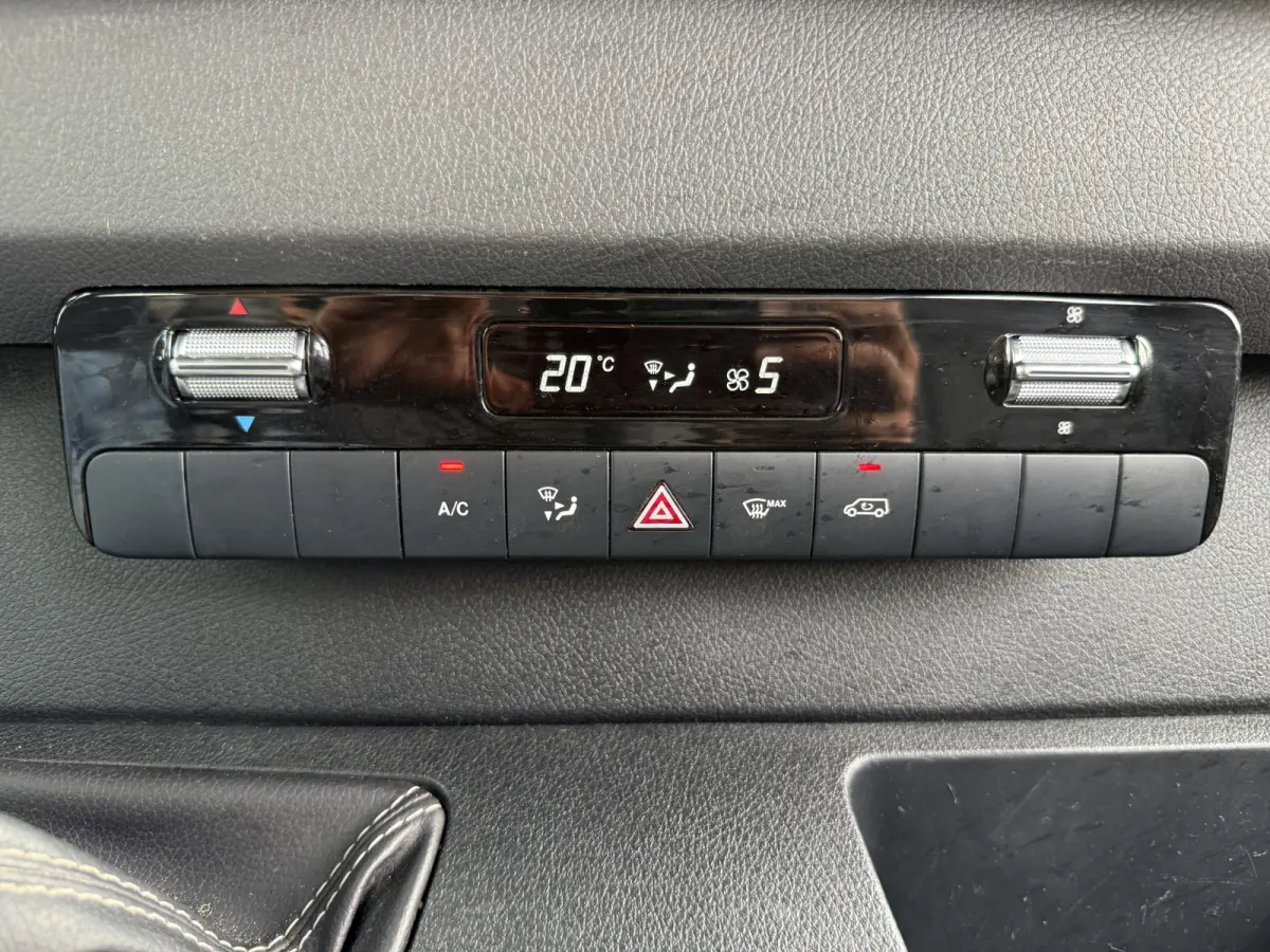 314 2.2 CDI L2H2 Dubbele Cabine 6-personen Climate Control Cruise Control Trekhaak Imperiaal Carplay