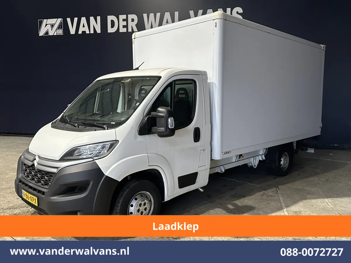 2.2 BlueHDi 141pk Bakwagen 436cm Lang Laadklep Euro6 Airco | 1075kg laadvermogen Bijrijdersbank