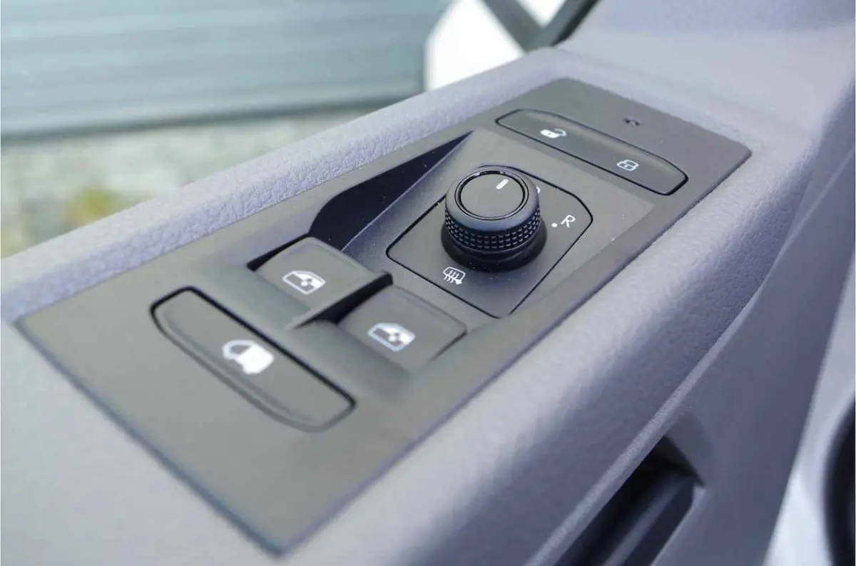 2.0 TDI L2H1 28 > Camera / 150pk / klep / Apple Carplay/Android Auto |3612| lease ook mogelijk!