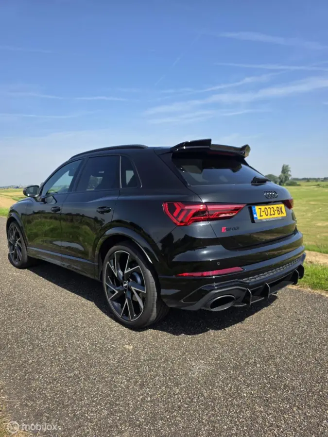 RS 2019 RSQ3 2.5 TFSI quattro LEDER turbo