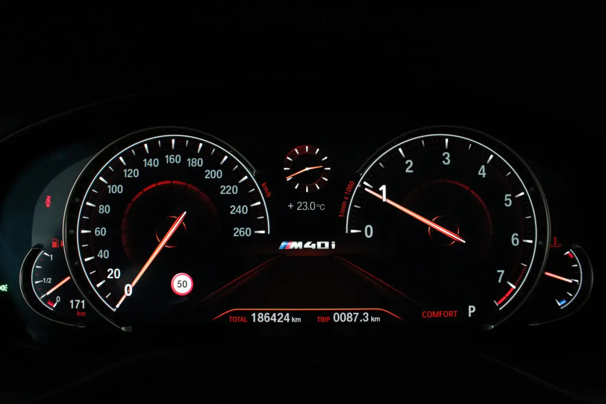 M40i High Executive 354pk > Pano.scuif/360°/H&K/Driving Assistant Plus