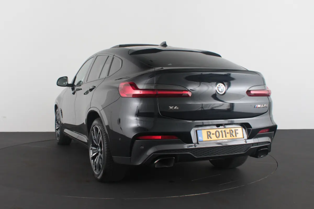 M40i High Executive 354pk > Pano.scuif/360°/H&K/Driving Assistant Plus
