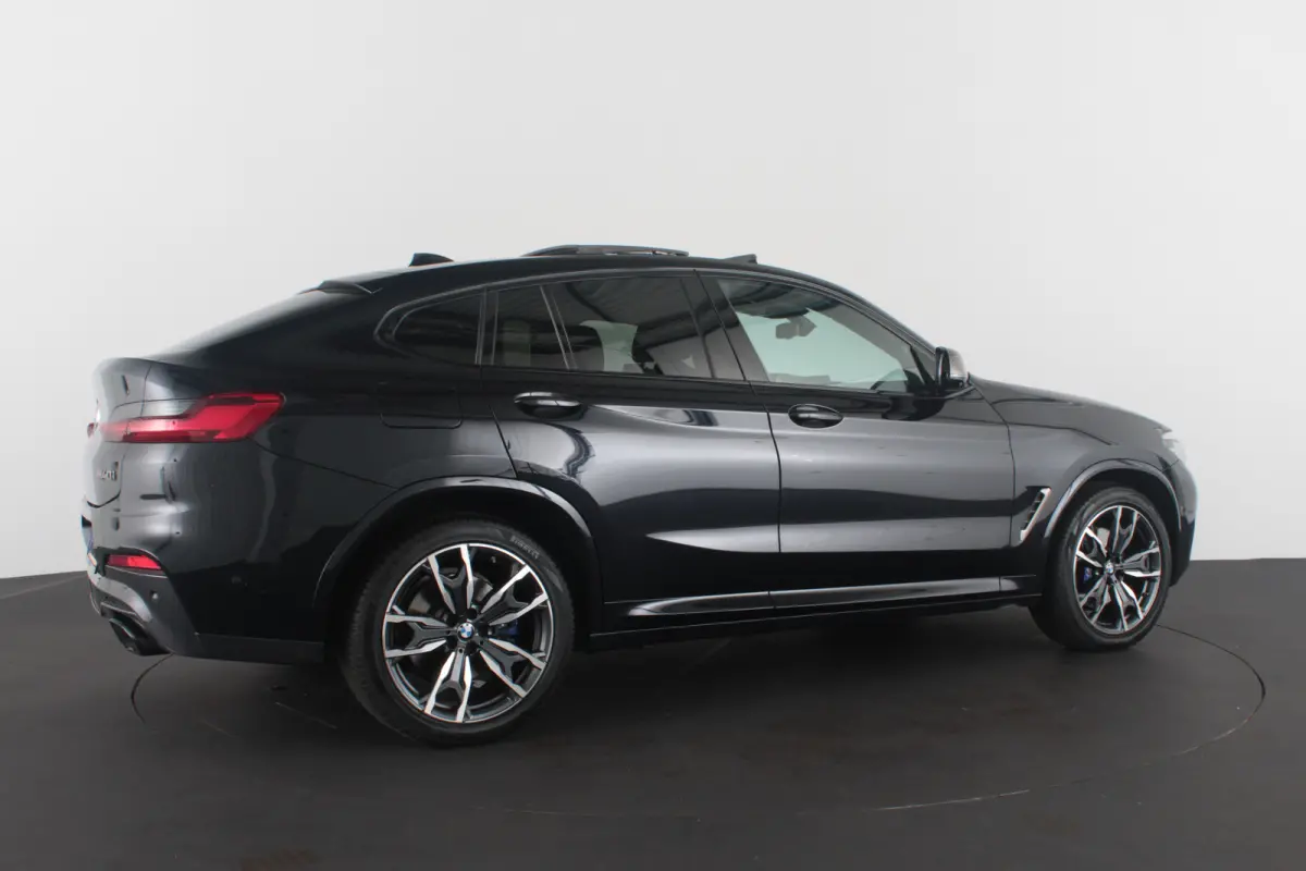 M40i High Executive 354pk > Pano.scuif/360°/H&K/Driving Assistant Plus