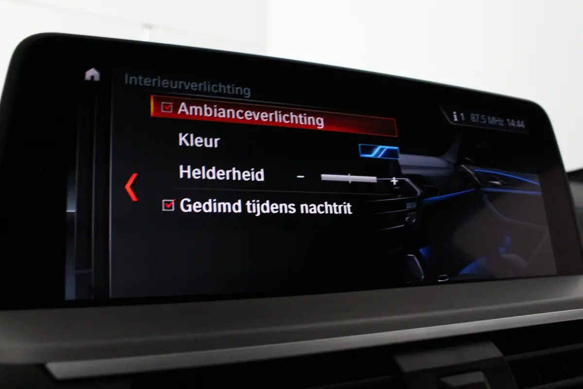 M40i High Executive 354pk > Pano.scuif/360°/H&K/Driving Assistant Plus