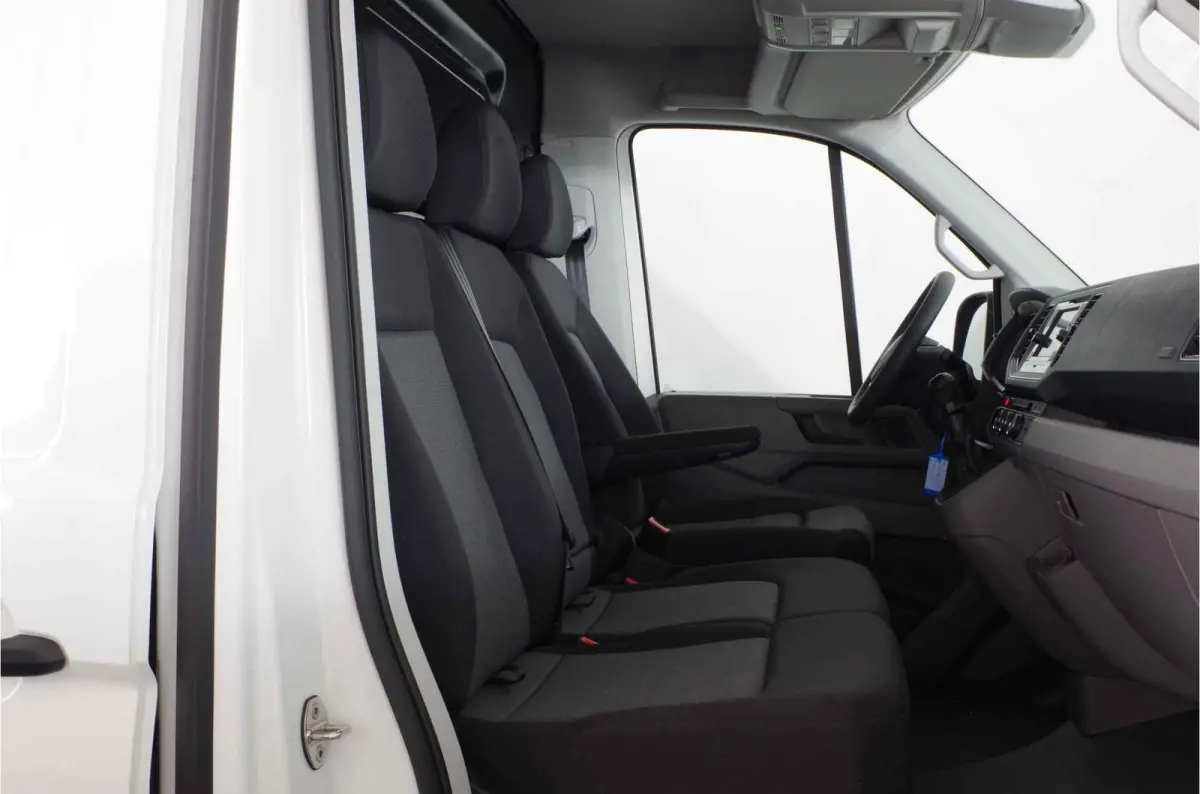 35t 2.0 TDI L3H2 > BPM vrij!\Camera/cruise control/Apple Carplay/Android Auto/parkeersensor voor en achter Lease ook mogelijk!