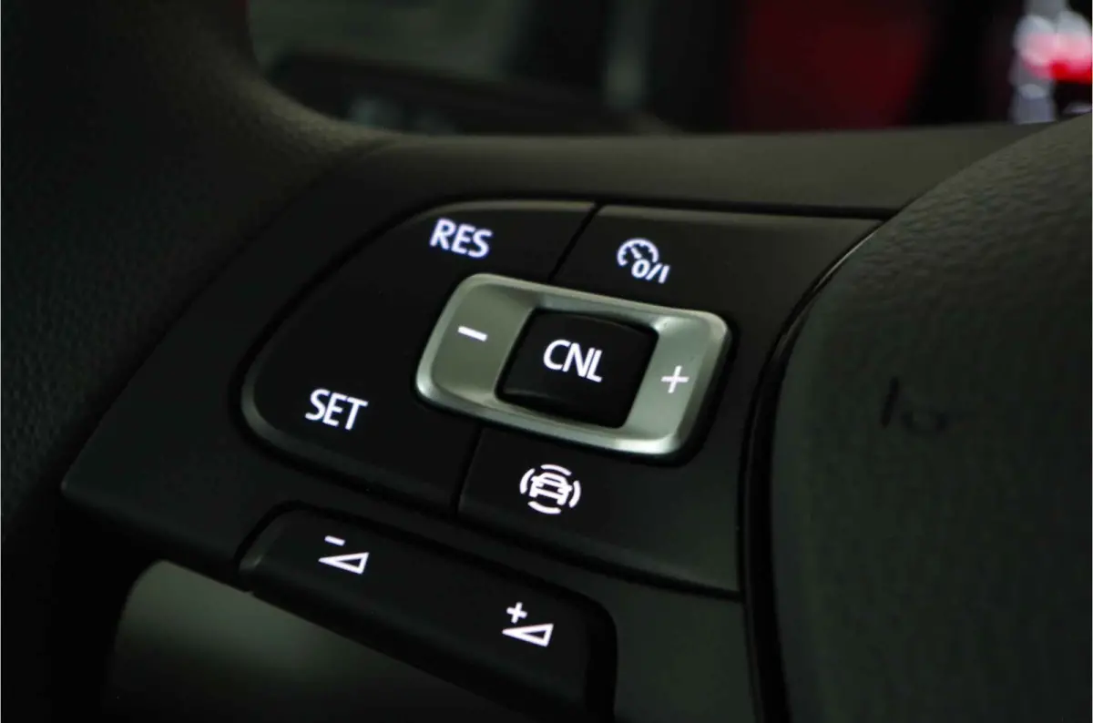 35t 2.0 TDI L3H2 > BPM vrij!\Camera/cruise control/Apple Carplay/Android Auto/parkeersensor voor en achter Lease ook mogelijk!