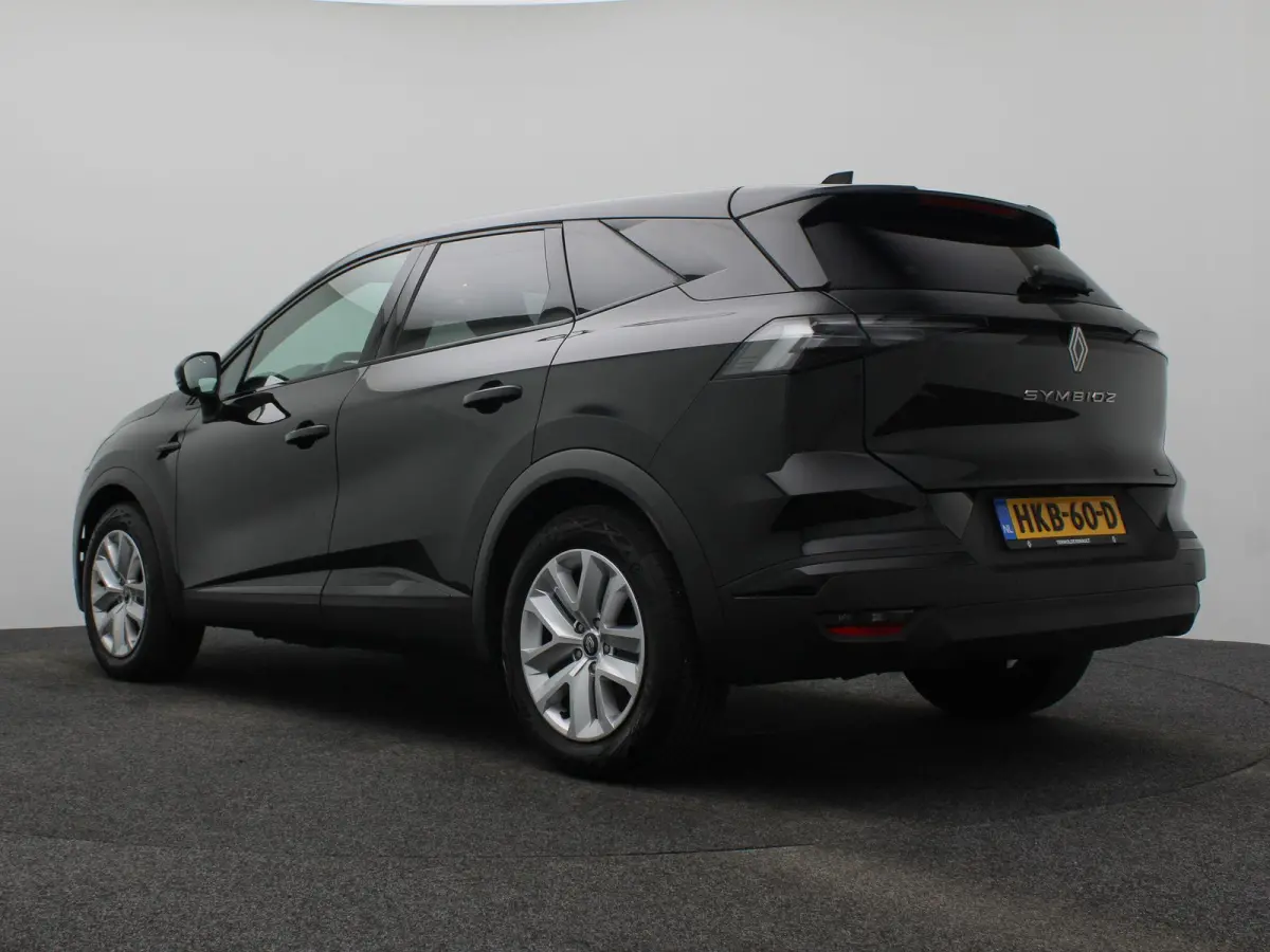 evolution full hybrid E-Tech 145 | Parkeercamera | Navigatie |