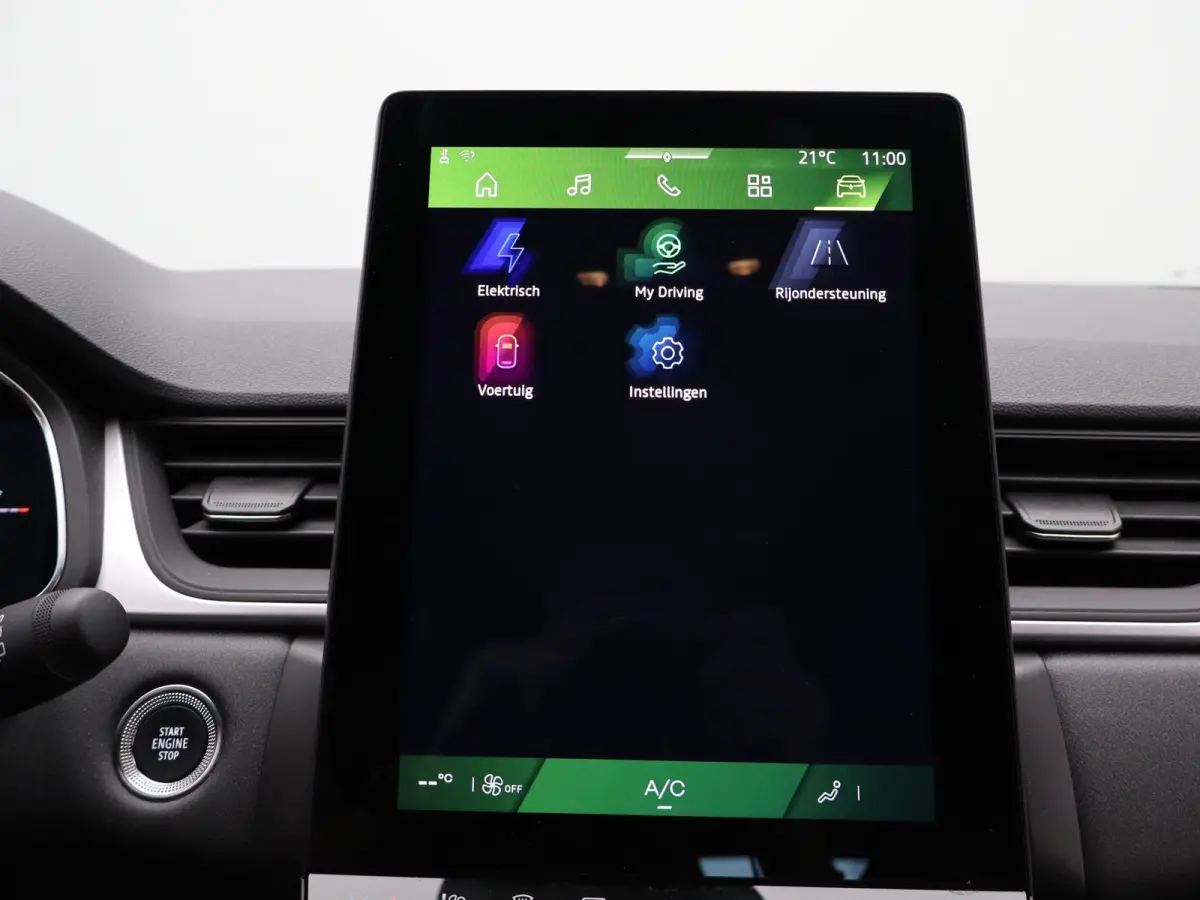 evolution full hybrid E-Tech 145 | Parkeercamera | Navigatie |