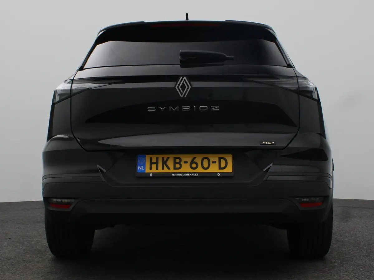 evolution full hybrid E-Tech 145 | Parkeercamera | Navigatie |