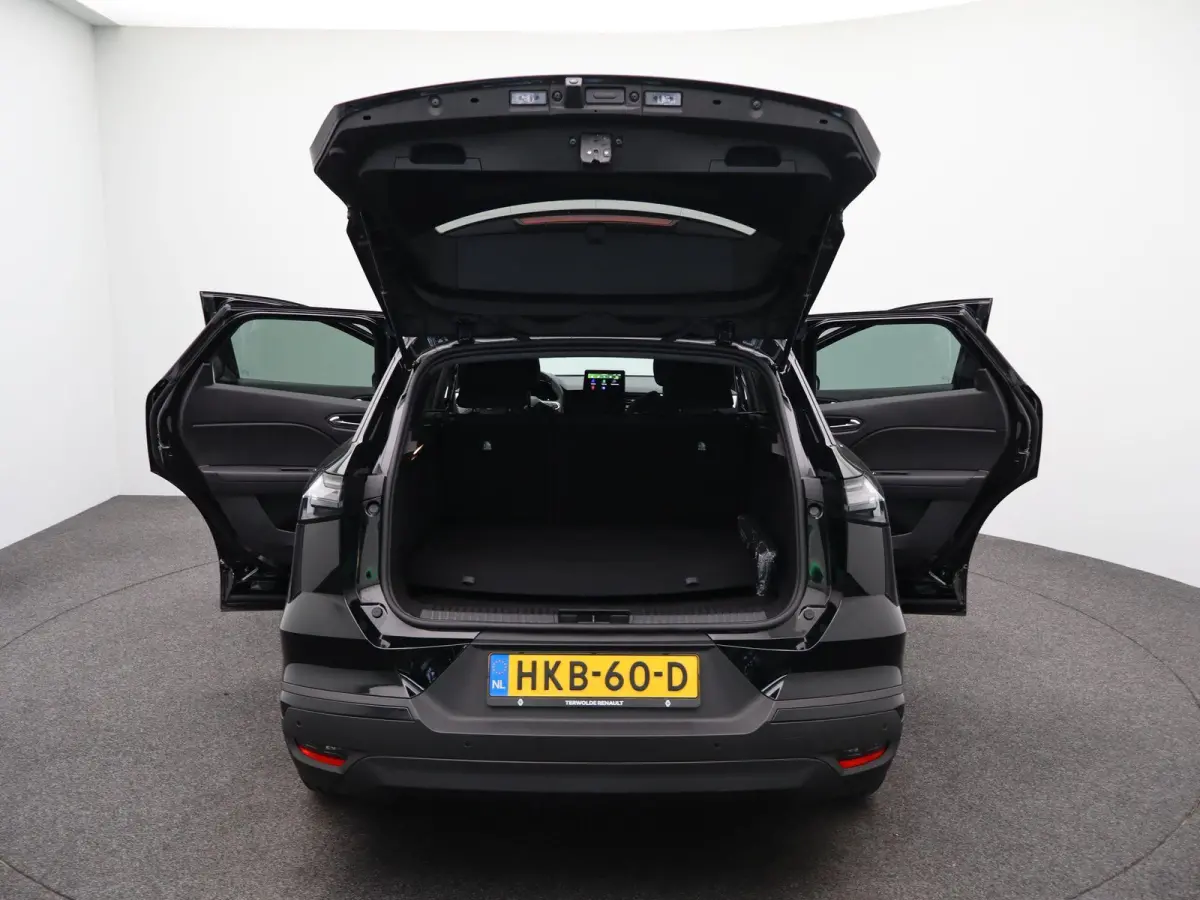 evolution full hybrid E-Tech 145 | Parkeercamera | Navigatie |