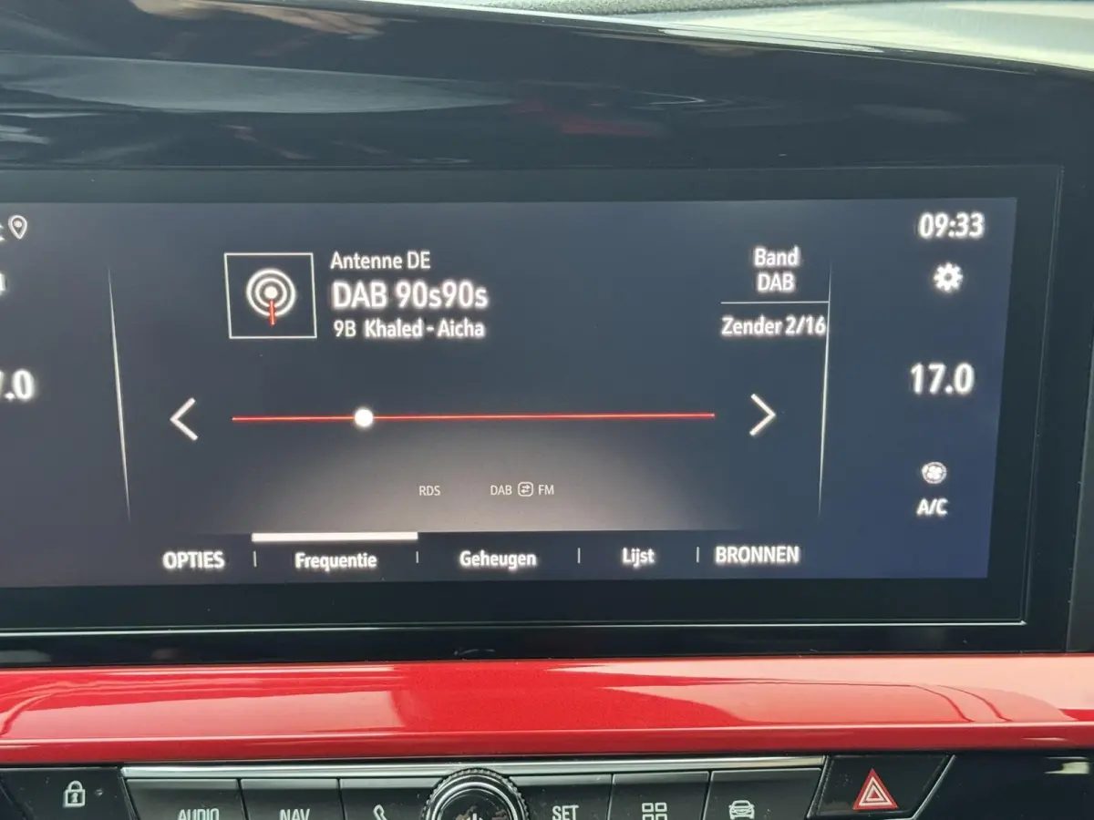 1.2 Turbo GS Line Adaptive cruise Climate control Dodehoekdetectie Parkeercamera/sensoren Apple/Android carplay