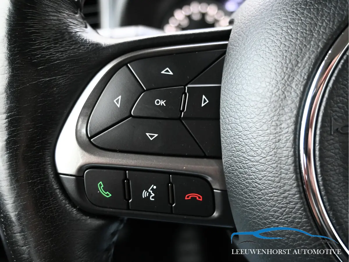 1.4 MultiAir Limited, camera, adapt. cruise, navi, 2 x PDC, clima, voll. onderh. historie