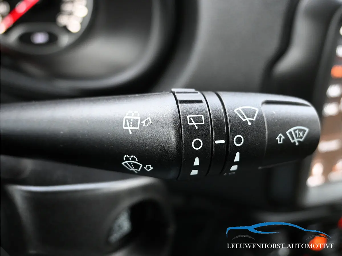 1.4 MultiAir Limited, camera, adapt. cruise, navi, 2 x PDC, clima, voll. onderh. historie