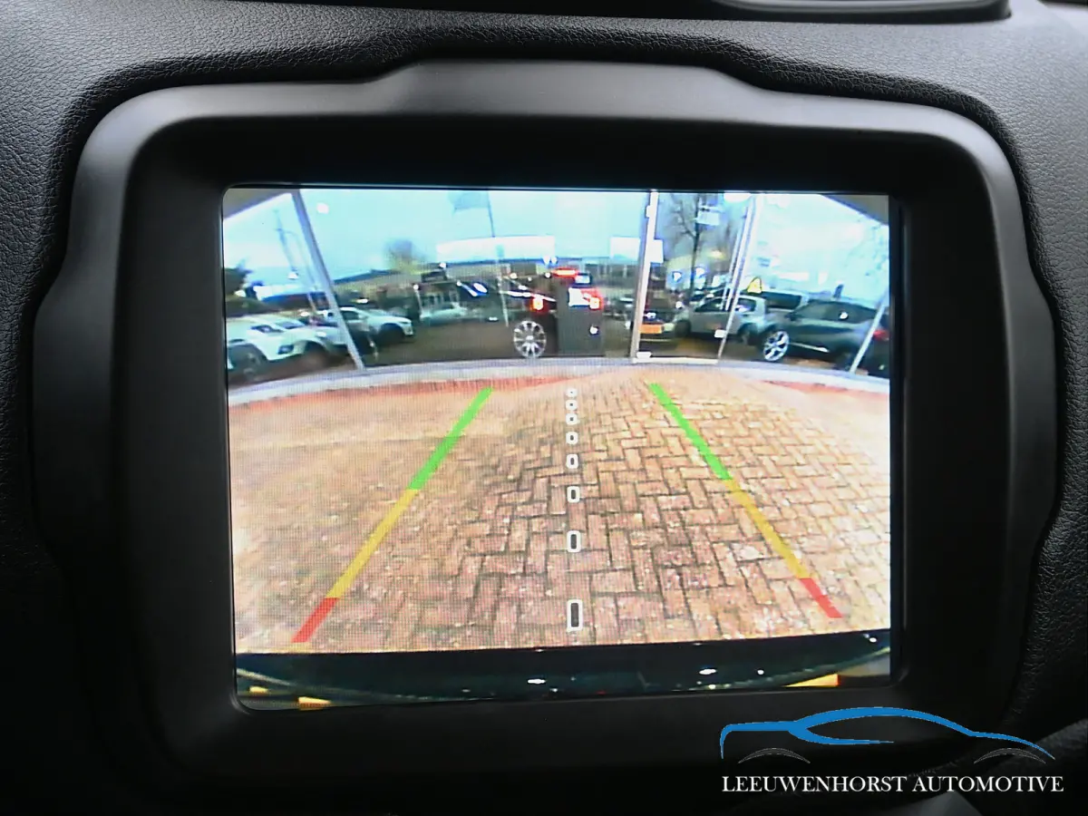 1.4 MultiAir Limited, camera, adapt. cruise, navi, 2 x PDC, clima, voll. onderh. historie
