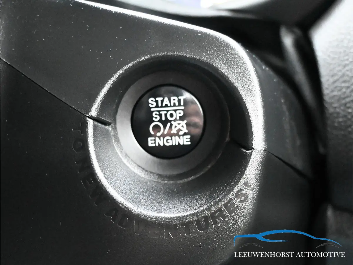1.4 MultiAir Limited, camera, adapt. cruise, navi, 2 x PDC, clima, voll. onderh. historie