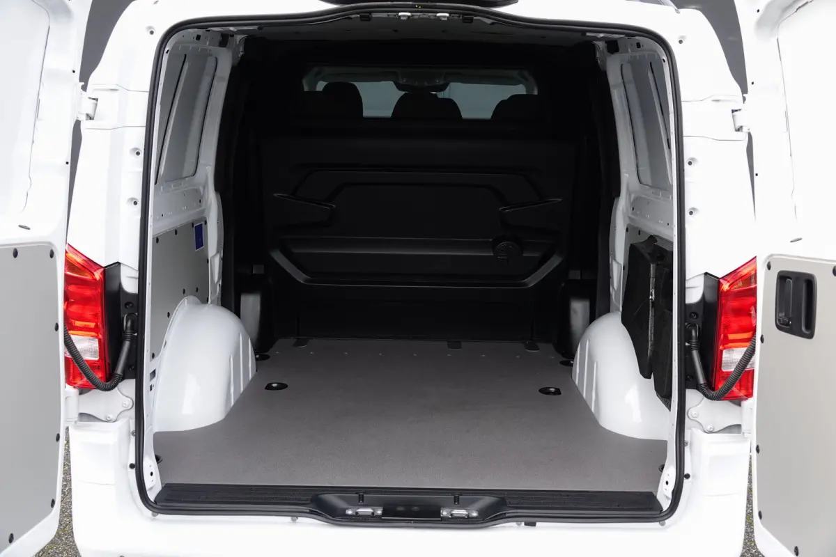 116Cdi 163Pk 9G-Tronic Aut. | Dubbele Cabine | 6-Persoons | Mixto Pro | Achteruitrijcamera | Trekhaak | 17''