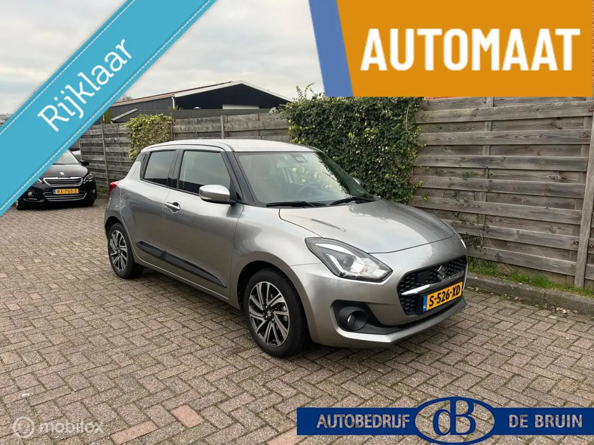 1.2 Style Smart Hybrid Automaat Navigatie, camera