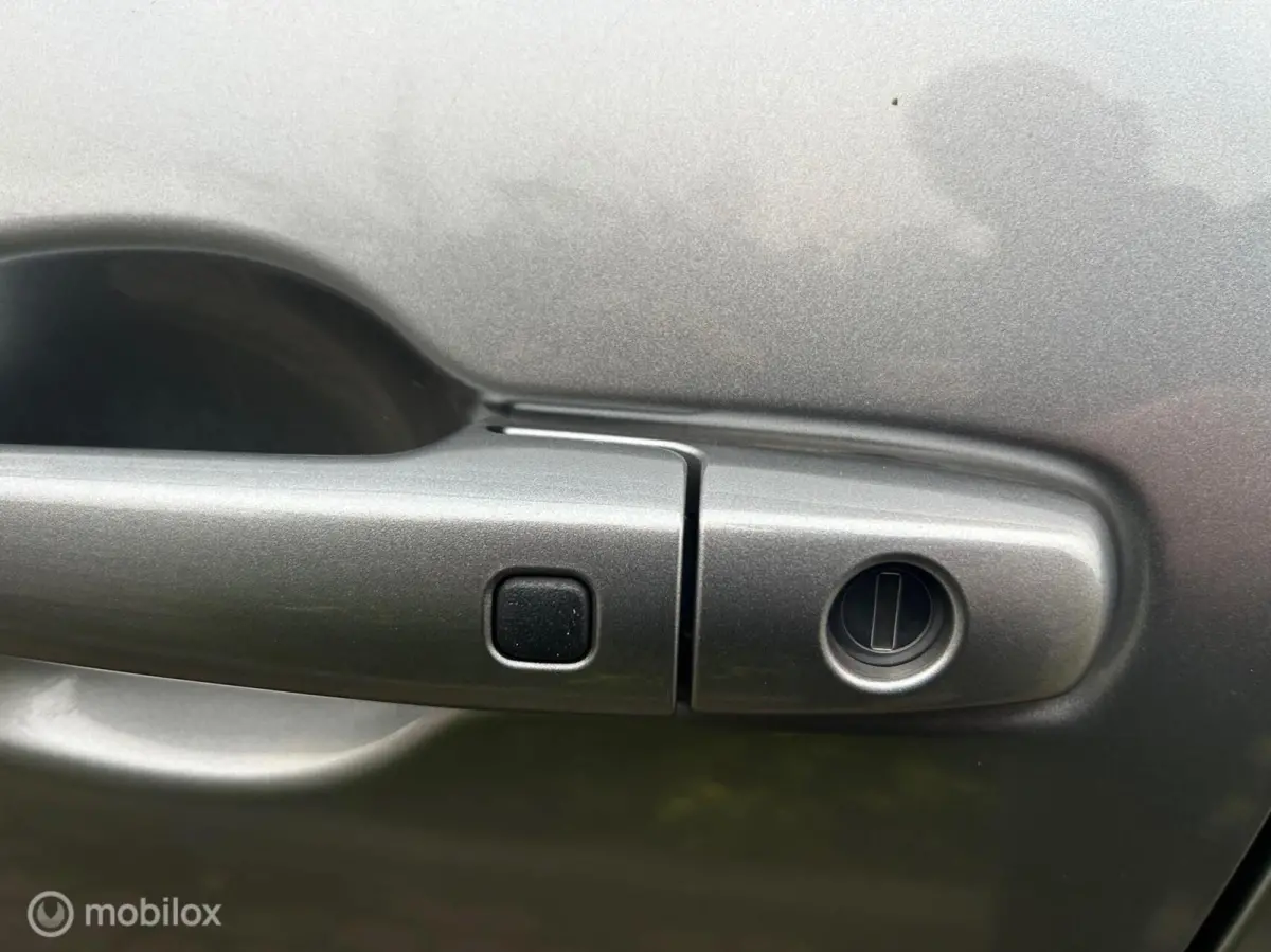1.2 Style Smart Hybrid Automaat Navigatie, camera