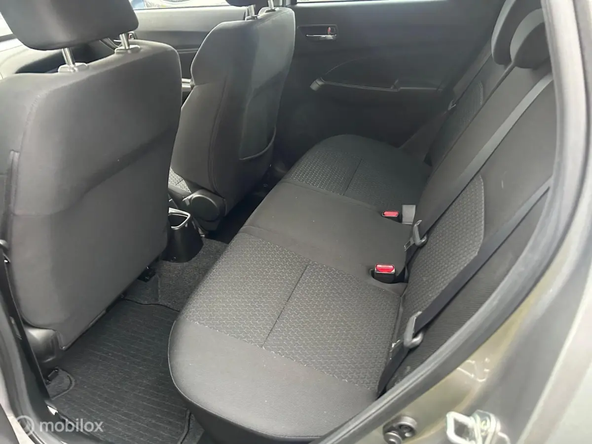 1.2 Style Smart Hybrid Automaat Navigatie, camera