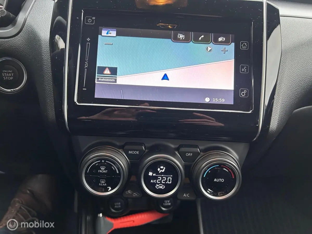 1.2 Style Smart Hybrid Automaat Navigatie, camera