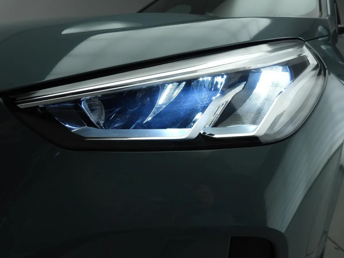xDrive30 | M-Sportpakket | LED | Leder | Navigatie | Panoramadak | Stoelverwarming | DAB | Alu 19 inch