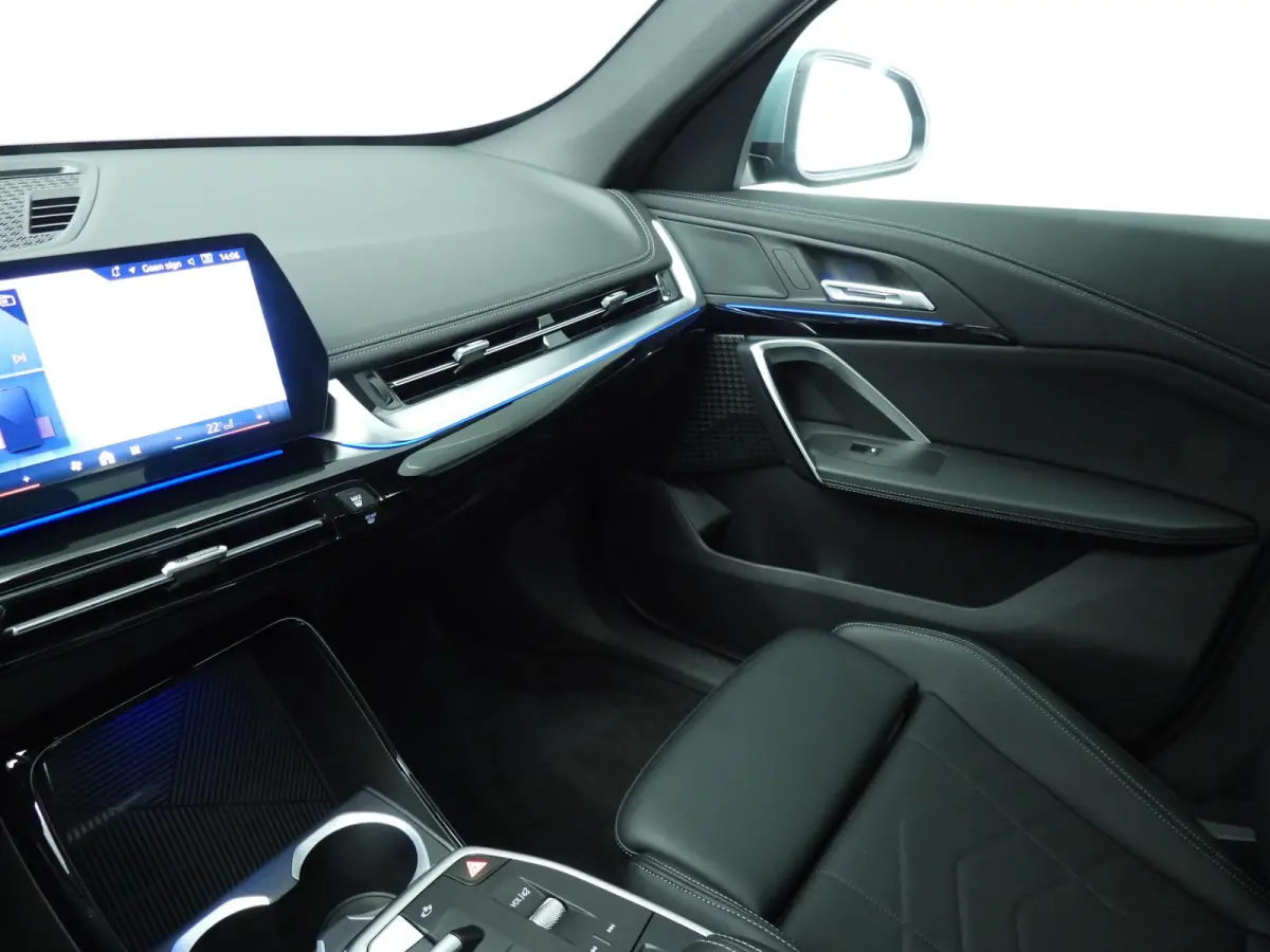 xDrive30 | M-Sportpakket | LED | Leder | Navigatie | Panoramadak | Stoelverwarming | DAB | Alu 19 inch