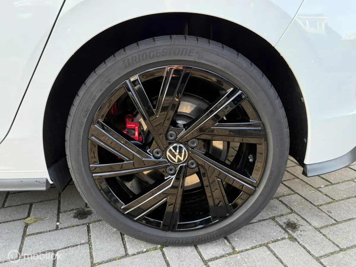 2.0 TSI GTI Clubsport, Panoramadak, IQ lights, Achteruitrijcamera, Stuur/stoel verwarming, APK 01-2027