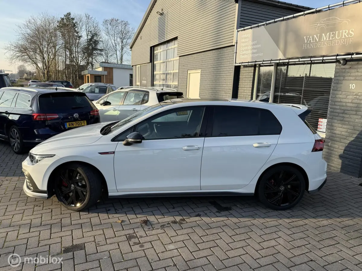 2.0 TSI GTI Clubsport, Panoramadak, IQ lights, Achteruitrijcamera, Stuur/stoel verwarming, APK 01-2027