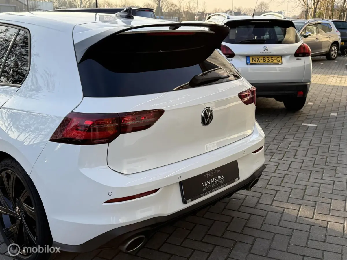 2.0 TSI GTI Clubsport, Panoramadak, IQ lights, Achteruitrijcamera, Stuur/stoel verwarming, APK 01-2027