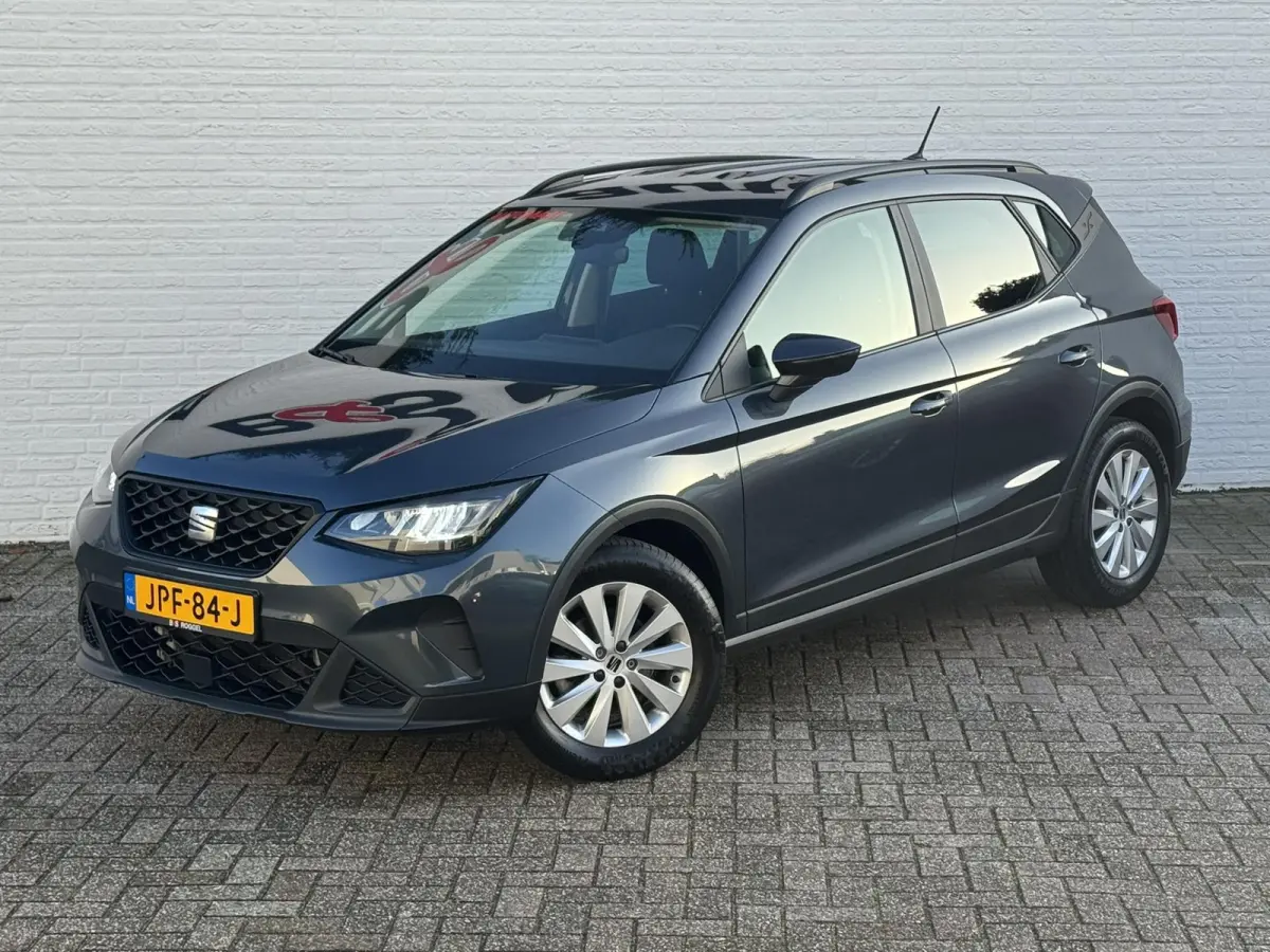 1.0 TSI Style Business Intense Pdc Carplay DAB radio Clima Led Cruise