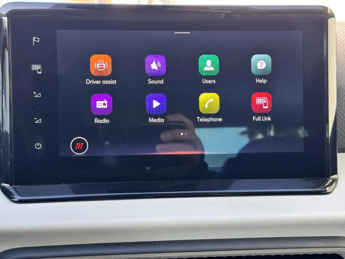 1.0 TSI Style Business Intense Pdc Carplay DAB radio Clima Led Cruise