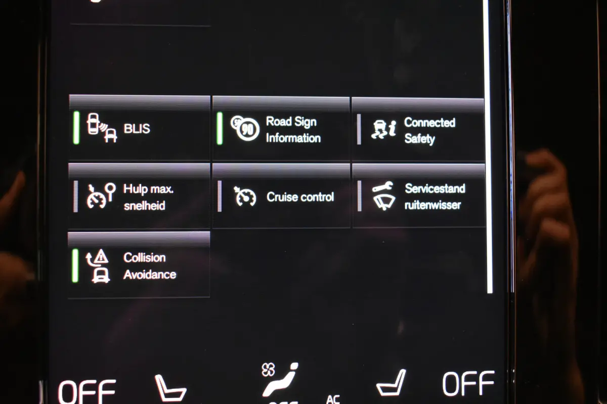 1.5 T4 PHEV Core Bright NW Mod Camera el Trekh+aKlep Dhoek Detec Stoel Verwarming