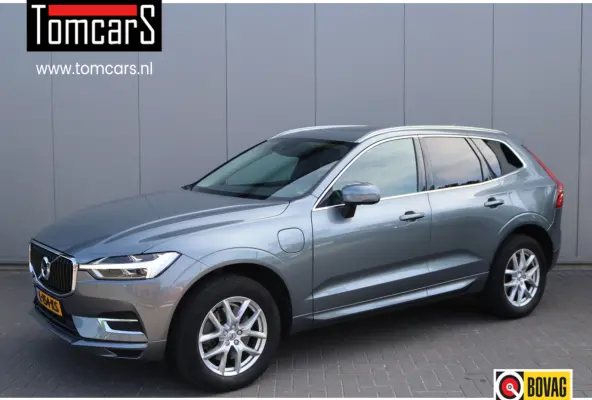 2.0 T8 Twin Engine AWD Momentum Pro Open-dak/Trekhaak/Camera/Leder/Carplay-android