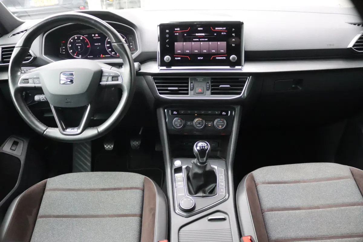 1.5 TSI 150PK Xcellence Elektr.-trekhaak-1800KG/Winter-pack/Keyfree/Navigatie/Camera
