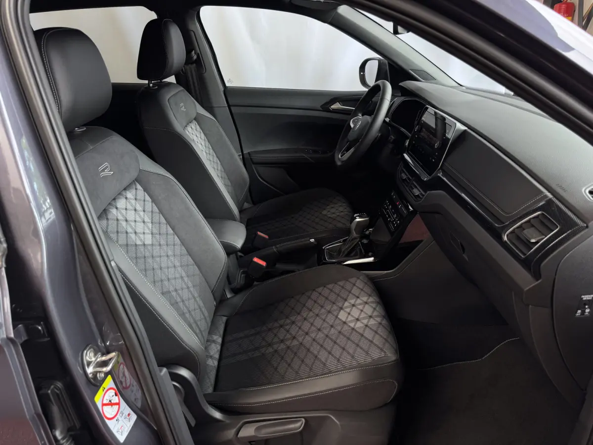 ✅NIEUWE AUTO✅ TSI 115PK R-LINE EDITION TREKHAAK LED LMV IQ CAMERA STOELVERW ✅2025 ✅ ✅Top Auto's Wijchen , 30 Jaar Specialist in Volkswagen  : Alle Type's : R-Line Edition / Style /