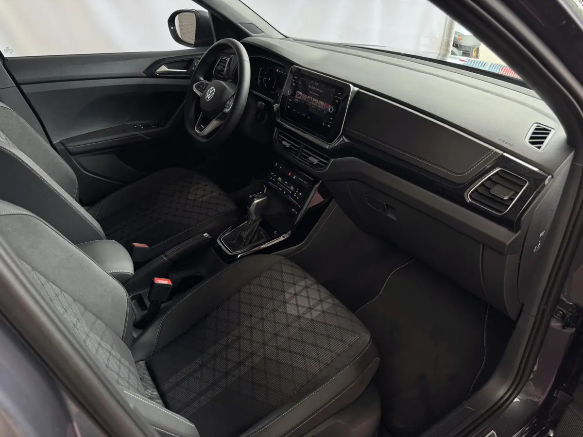 ✅NIEUWE AUTO✅ TSI 115PK R-LINE EDITION TREKHAAK LED LMV IQ CAMERA STOELVERW ✅2025 ✅ ✅Top Auto's Wijchen , 30 Jaar Specialist in Volkswagen  : Alle Type's : R-Line Edition / Style /