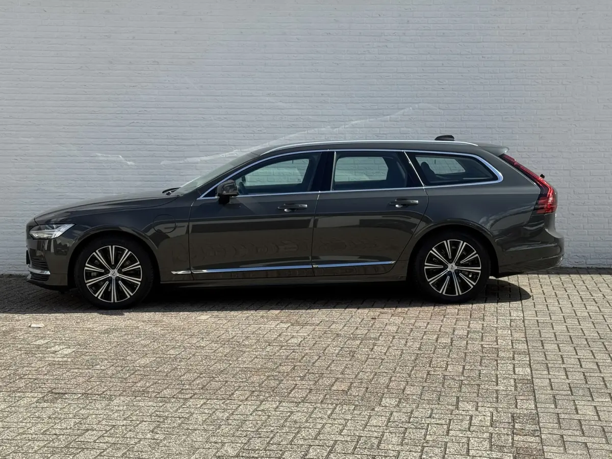 2.0 T6 PHEV AWD SOH85% Automaat Adaptive cruise Climate Stuur-stoelverwarming Leer Apple / Android Dodehoekdetectie