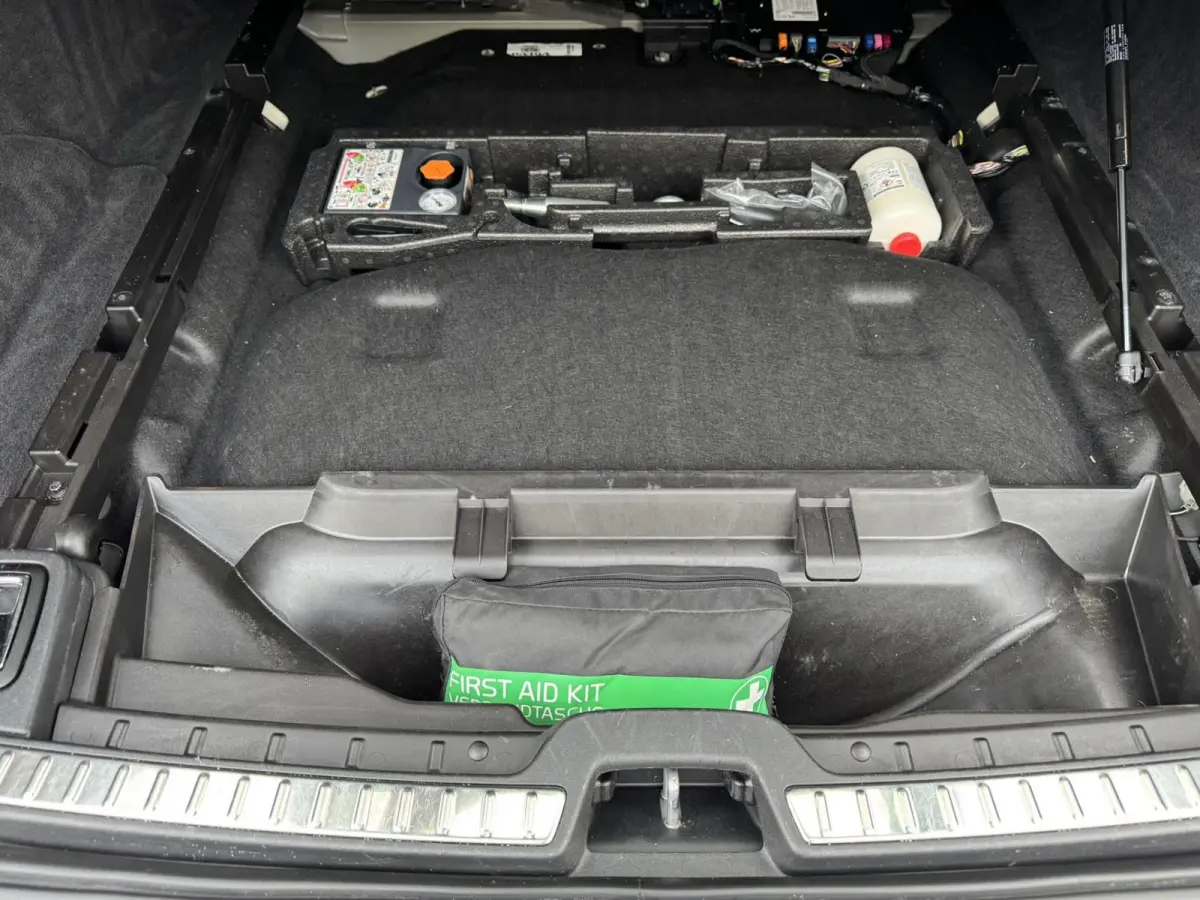 2.0 T6 PHEV AWD SOH85% Automaat Adaptive cruise Climate Stuur-stoelverwarming Leer Apple / Android Dodehoekdetectie