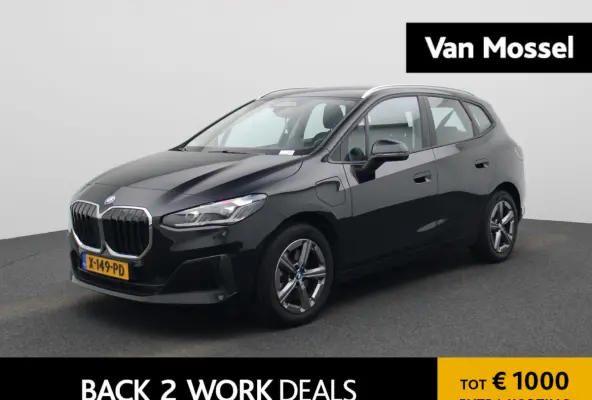 230e xDrive | AUTOMAAT | TREKHAAK | HEAD-UP DISPLAY | 360 CAMERA | NAVIGATIE | MEMORY STOELEN | STOELVERWARMING |