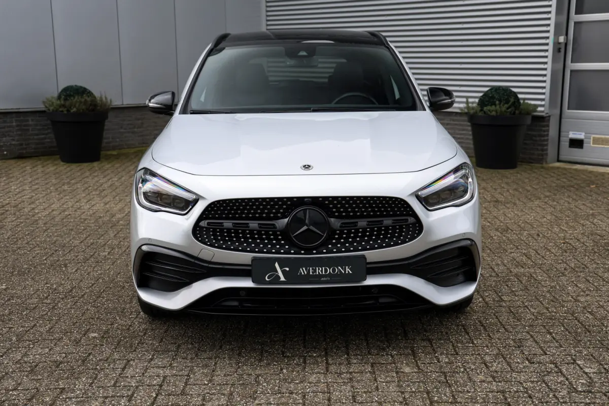 250 e AMG Night Edition 218pk NAP|Pano|Memory|Keyless|Sfeer|Camera