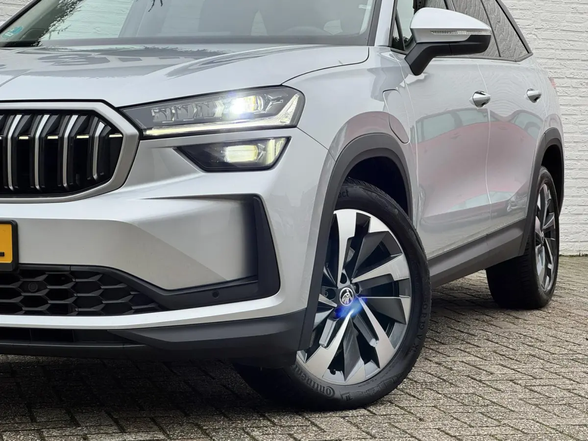 1.5 TSI PHEV Business SOH100% Full LED Adaptive cruis Climate Stoel-Stuurverwarming Apple / Android Navi Camera
