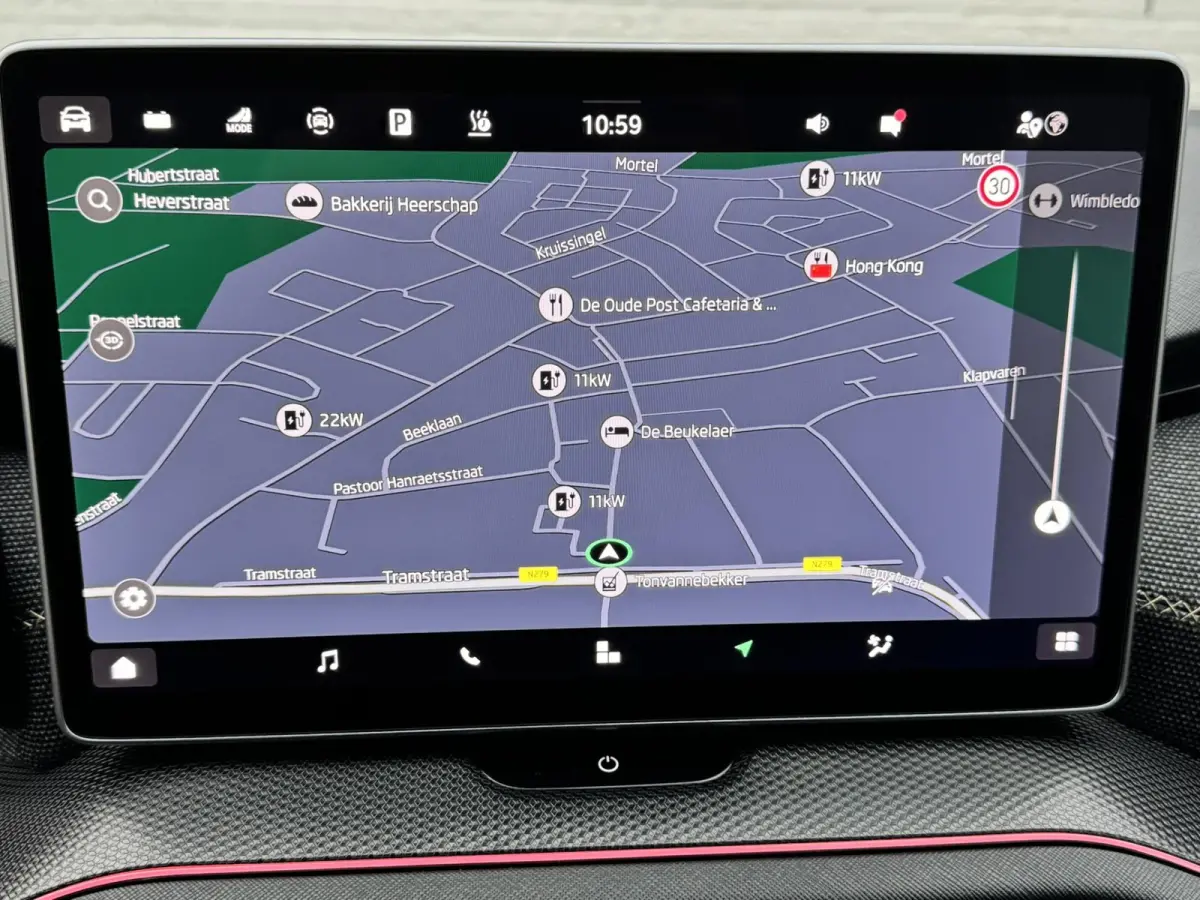 1.5 TSI PHEV Business SOH100% Full LED Adaptive cruis Climate Stoel-Stuurverwarming Apple / Android Navi Camera