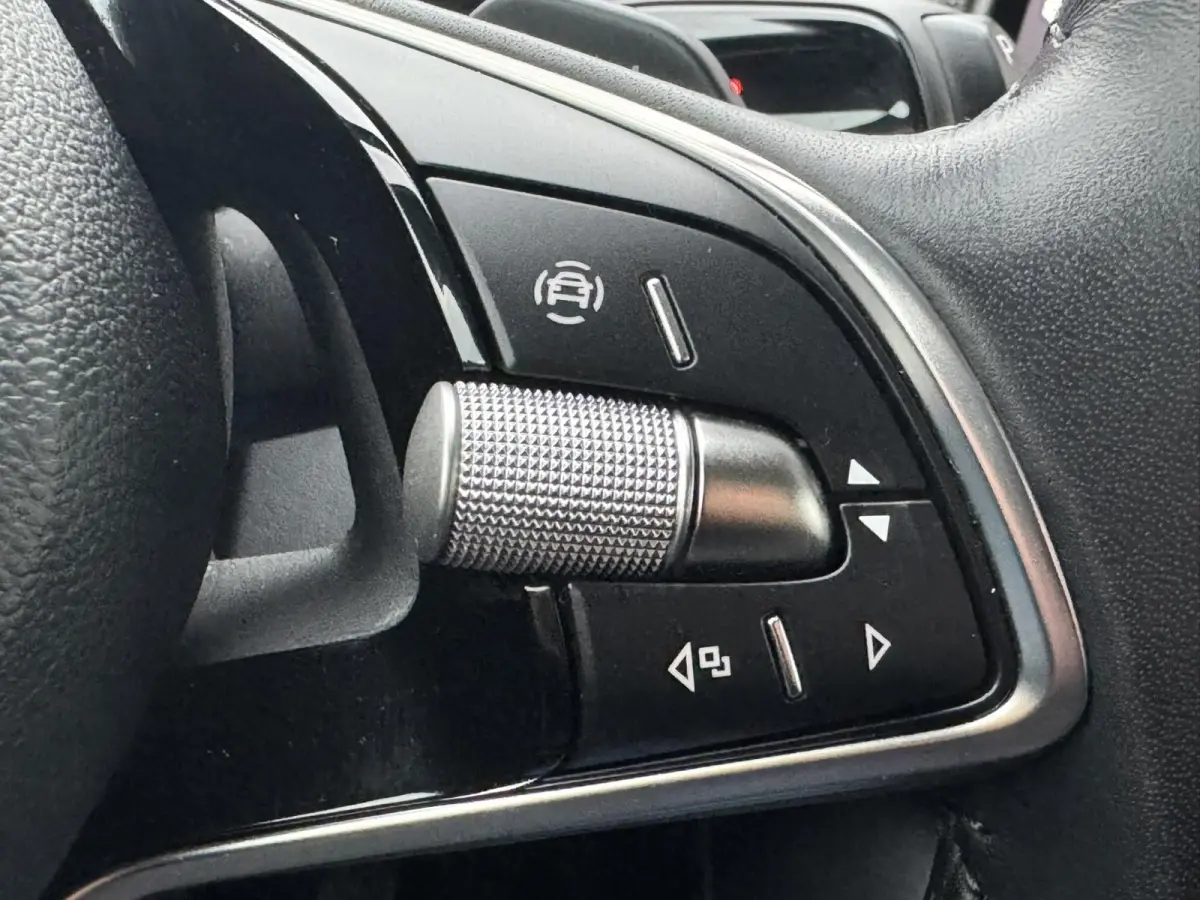 1.5 TSI PHEV Business SOH100% Full LED Adaptive cruis Climate Stoel-Stuurverwarming Apple / Android Navi Camera