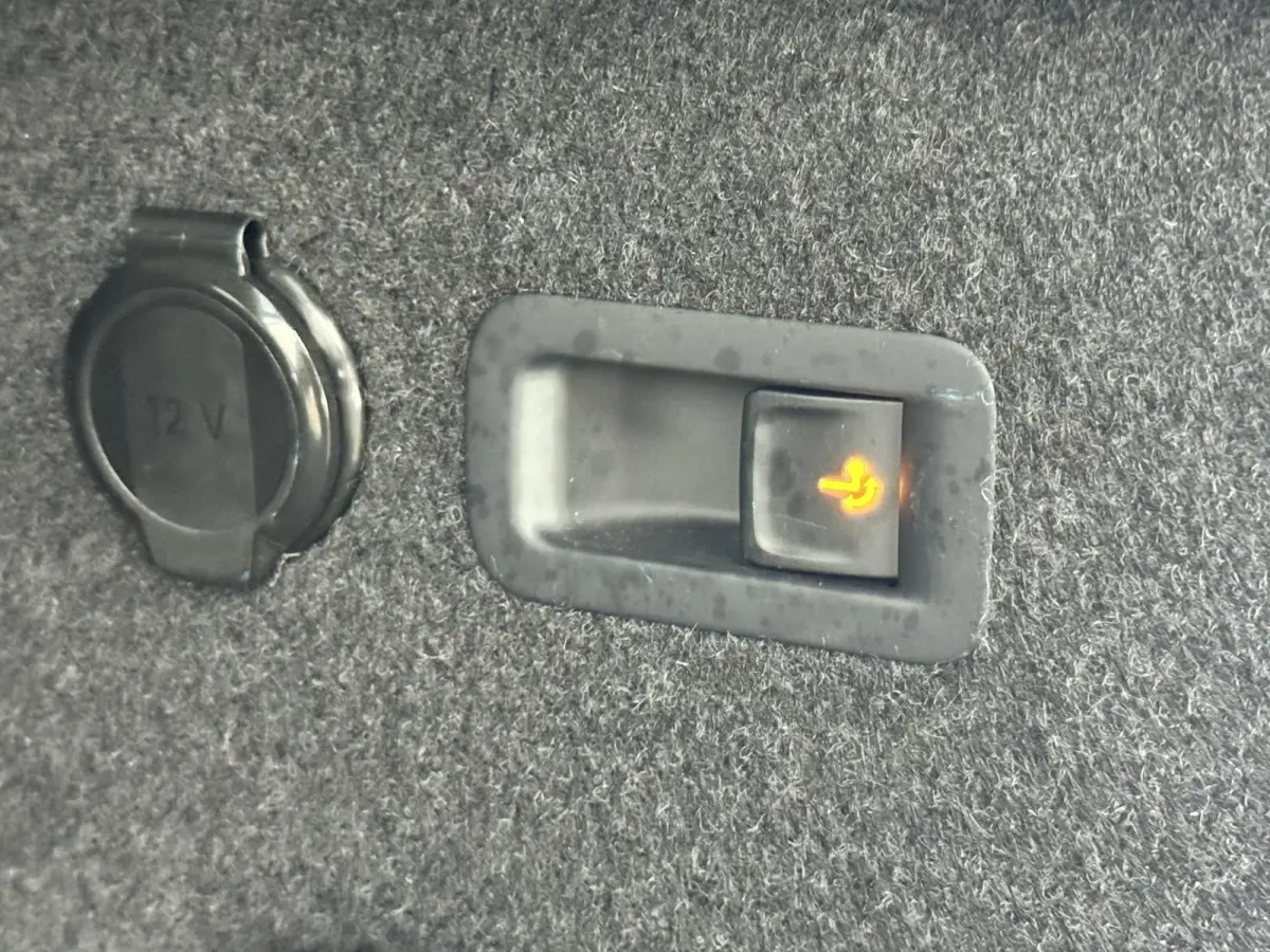 1.5 TSI PHEV Business SOH100% Full LED Adaptive cruis Climate Stoel-Stuurverwarming Apple / Android Navi Camera