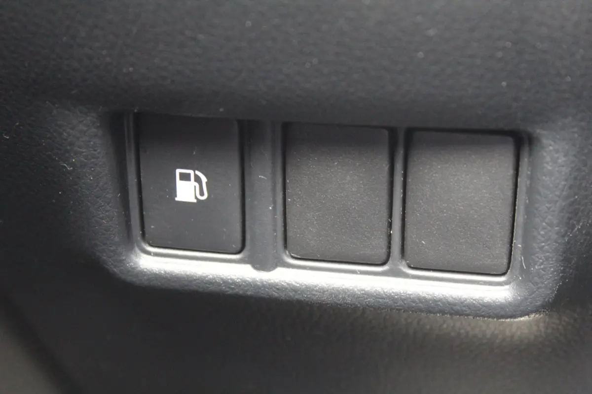 1.8 Hybrid l Adaptief Cruise control l Parkeer camera l LED l Airco l Apple CarPlay/Android Auto