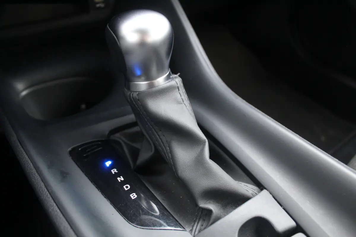 1.8 Hybrid l Adaptief Cruise control l Parkeer camera l LED l Airco l Apple CarPlay/Android Auto