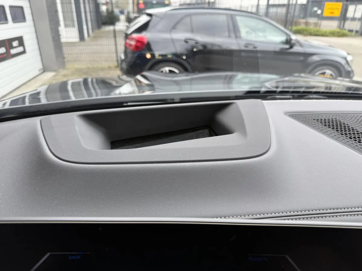 xDrive50e M SPORT HEADUP Achterasbesturing PANO 22 INCH TREKHAAK