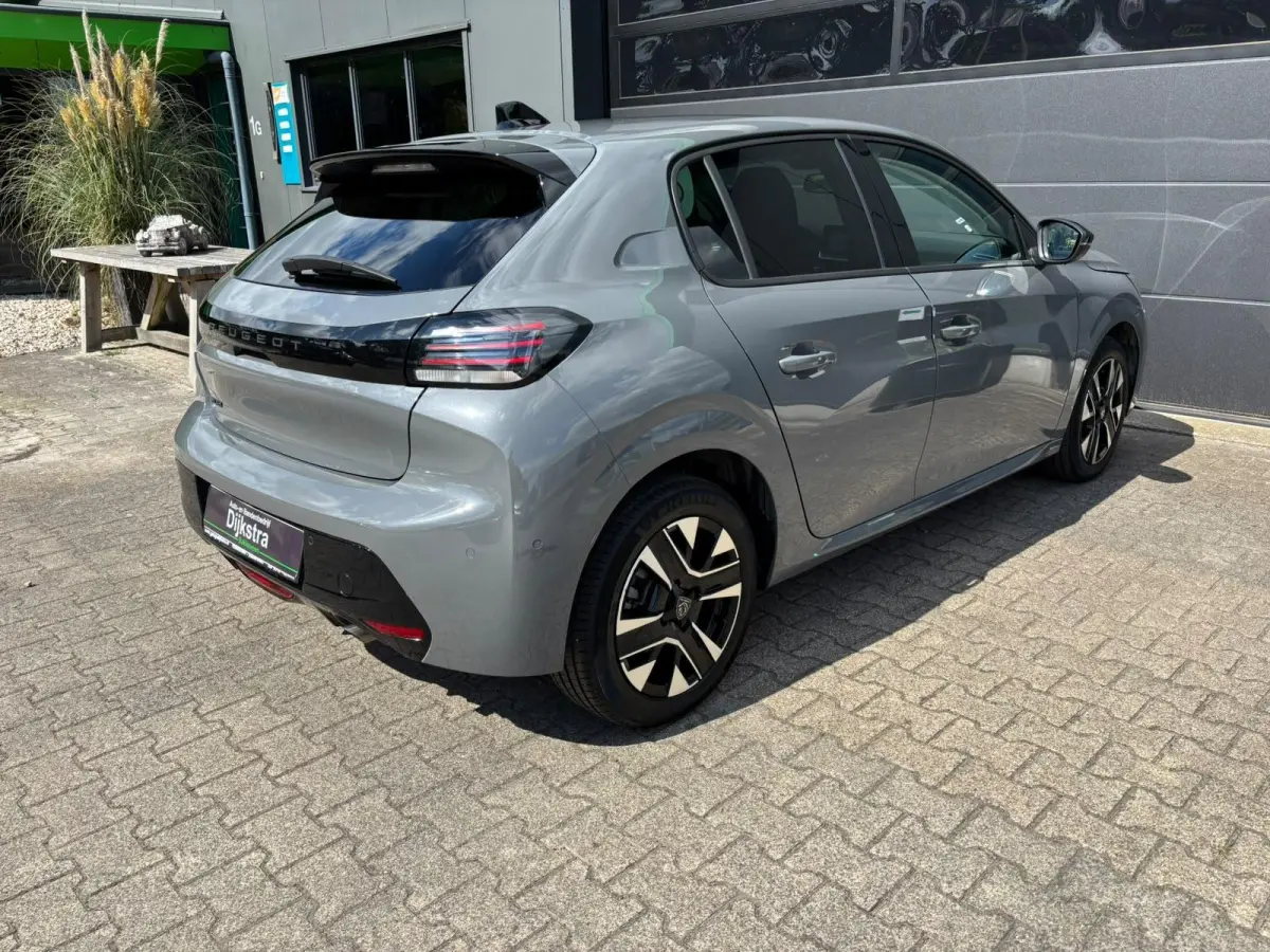 1.2 100 PK Allure | AppleCarPlay/AndroidAuto | 360 Camera | Adaptieve Cruise Control| Dodehoek detectie | 21.596 km!!